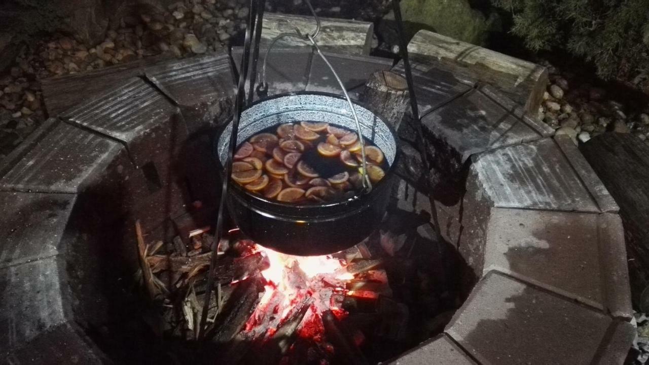 Nyirjes Vendeghaz Hotel Balassagyarmat Luaran gambar